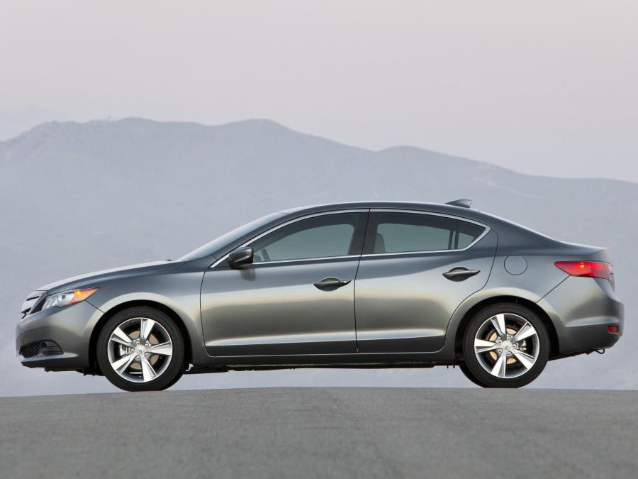  Acura ILX 2.0L (DE) 2012 года  (фото 15 из 23)